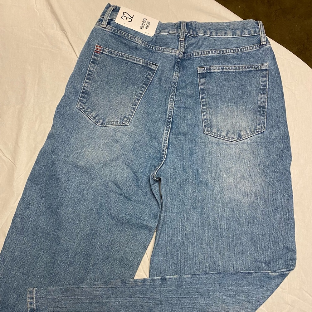NEVER WORN jeans